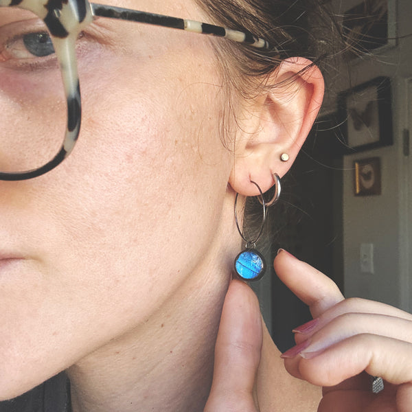 Mini Morpho Dew Drop Hoop Earrings