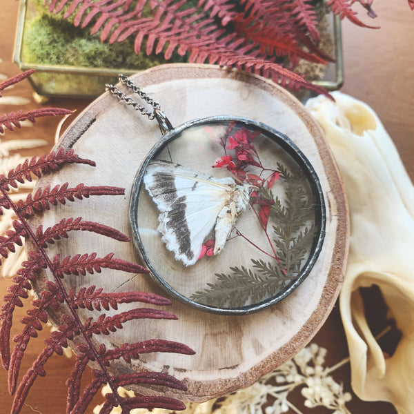 Butterfly Garden Orb - White and Red